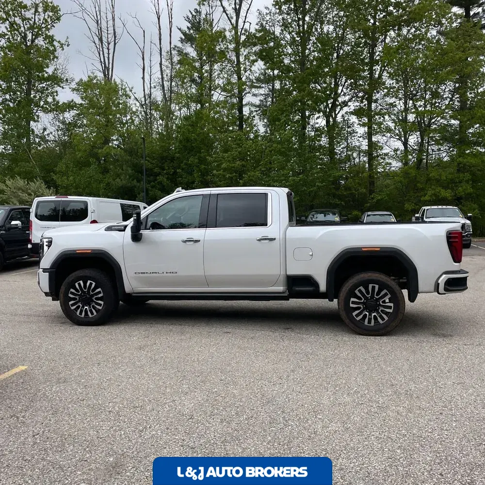 2024 GMC Sierra 3500HD Denali Ultimate