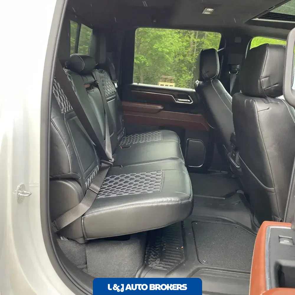 2024 GMC Sierra 3500HD Denali Ultimate
