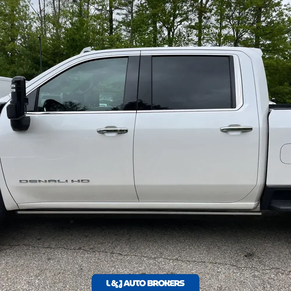 2024 GMC Sierra 3500HD Denali Ultimate