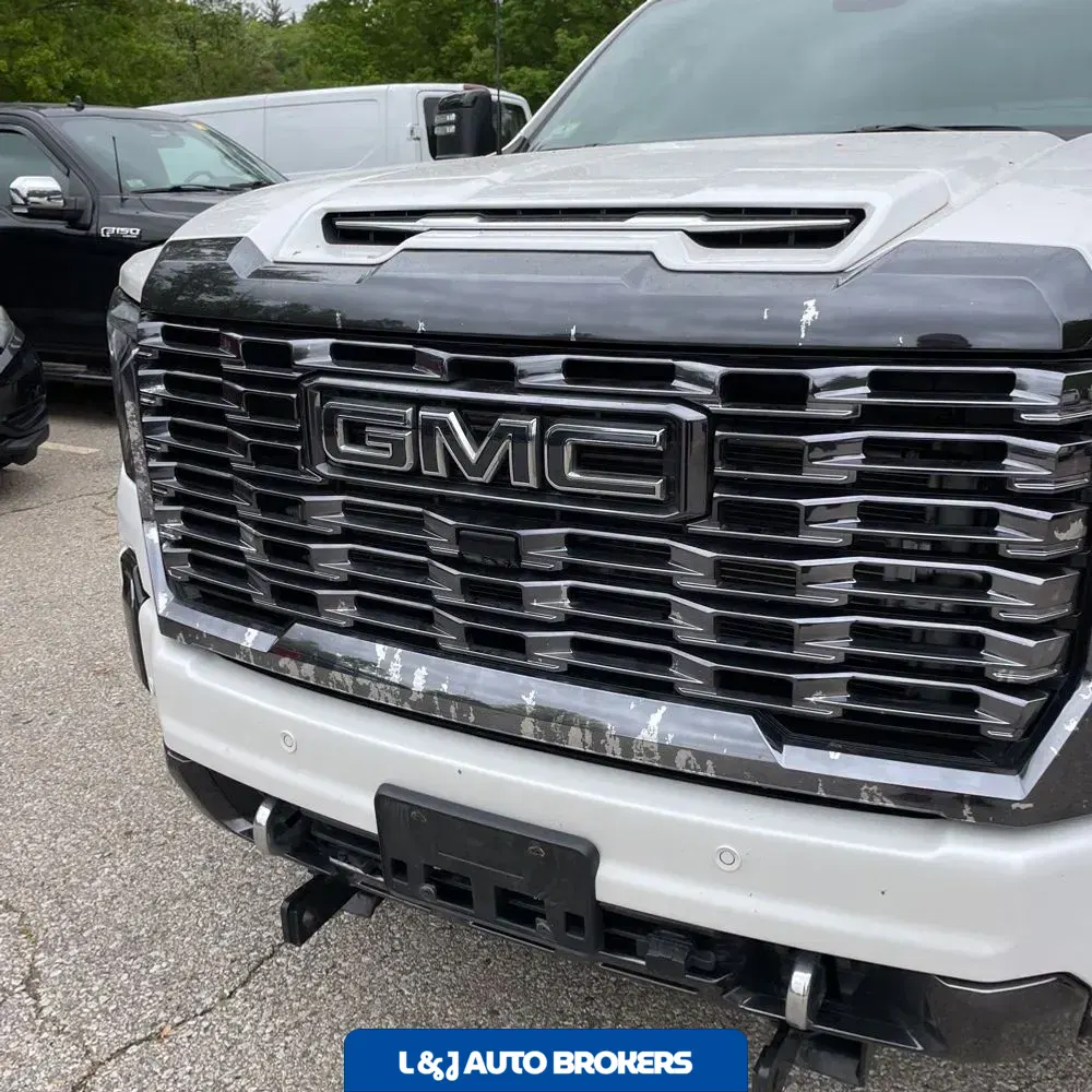 2024 GMC Sierra 3500HD Denali Ultimate