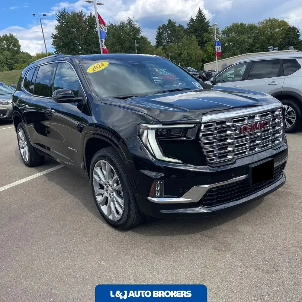 2024 GMC Acadia Denali