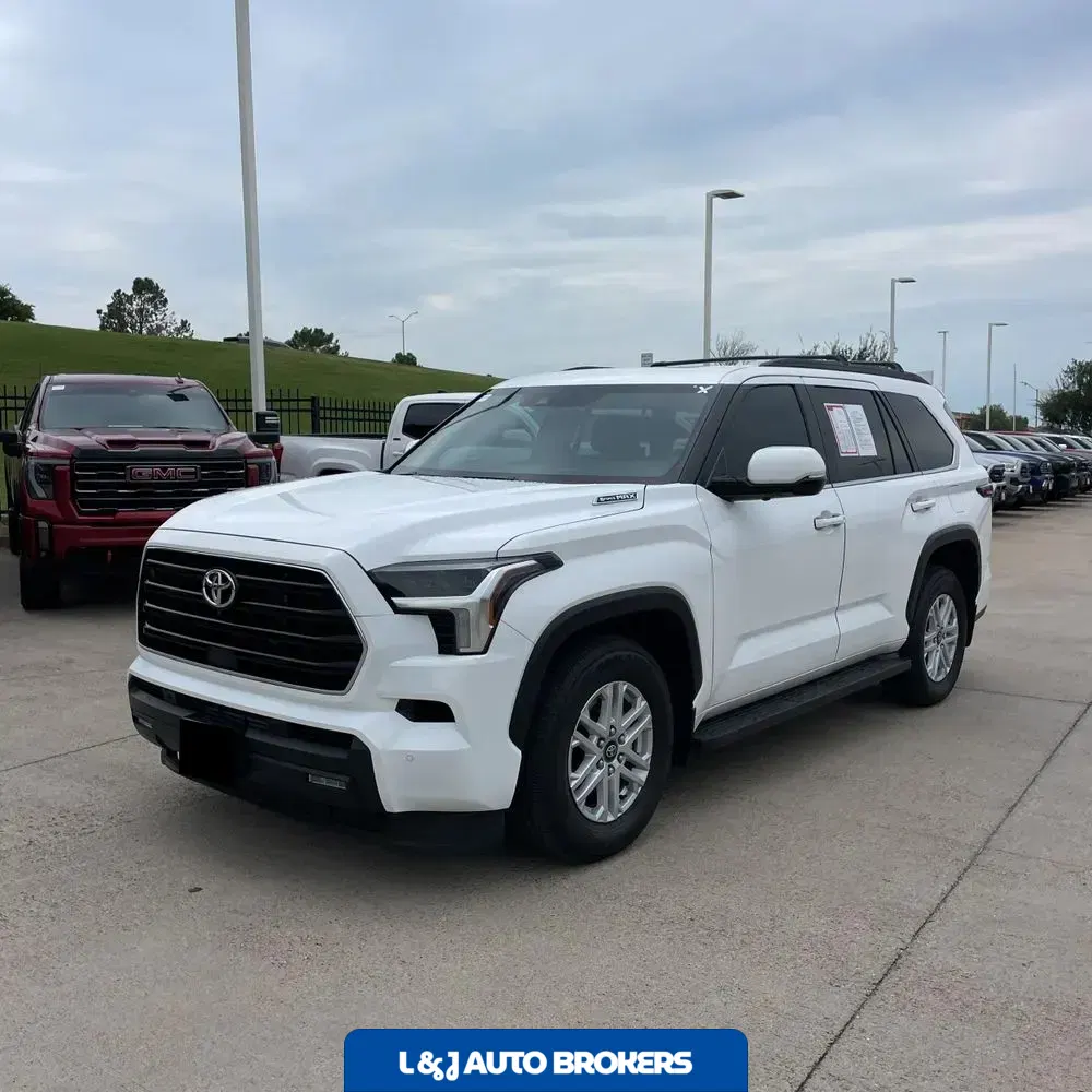 2025 Toyota Sequoia SR5
