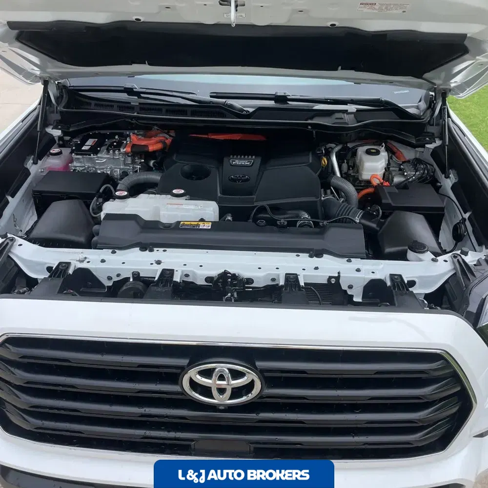 2025 Toyota Sequoia SR5