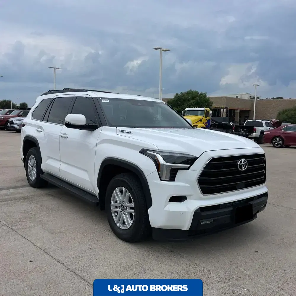 2025 Toyota Sequoia SR5