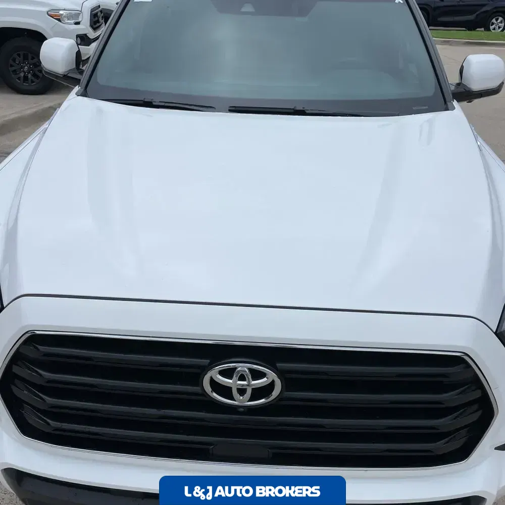 2025 Toyota Sequoia SR5