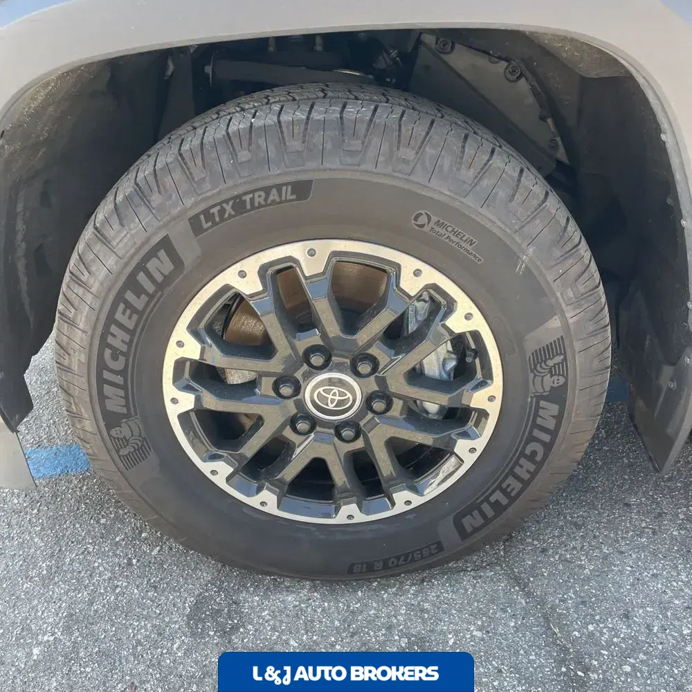 2024 Toyota Sequoia SR5
