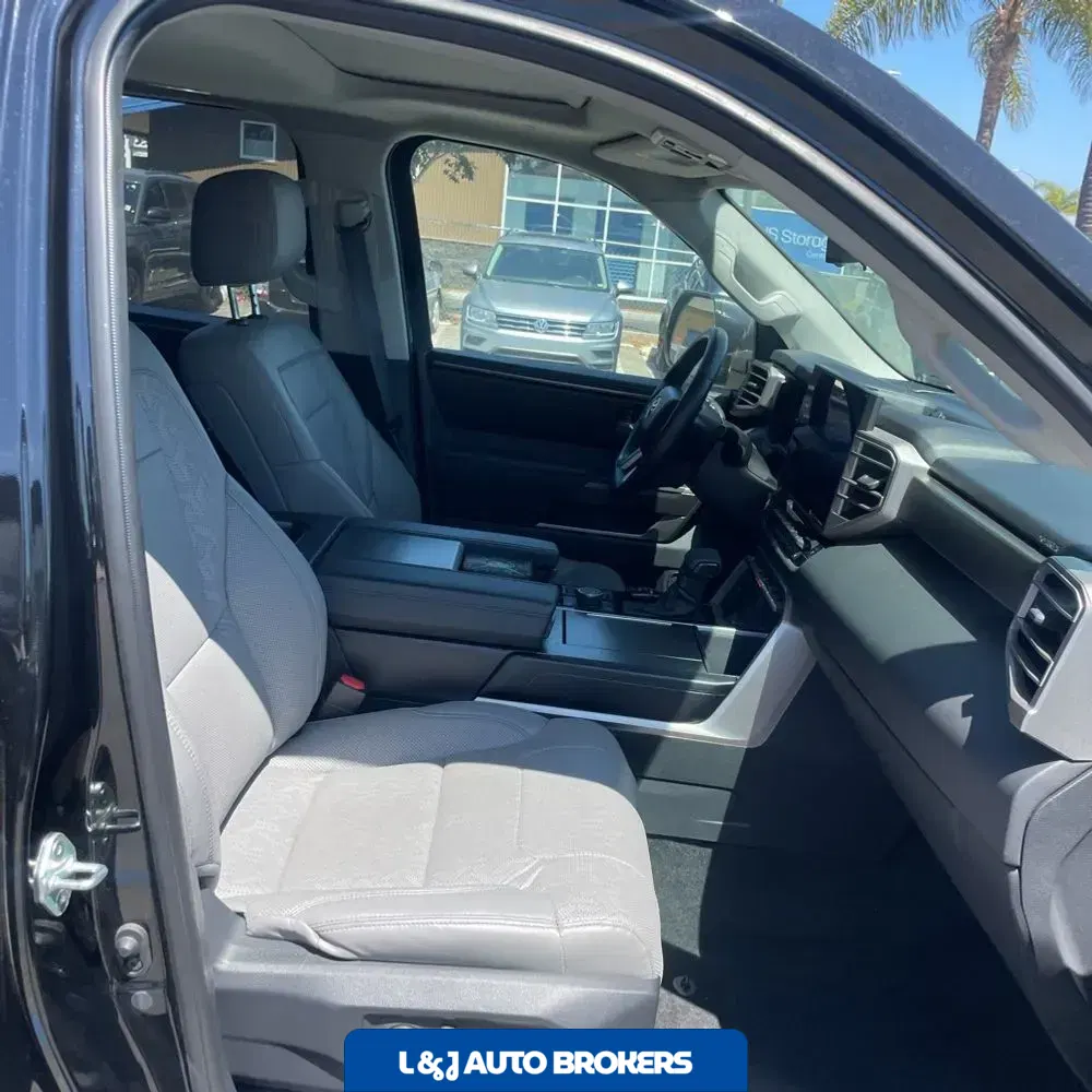 2024 Toyota Sequoia SR5