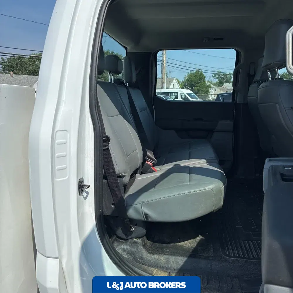 2024 Ford S/D C/C F350 XL