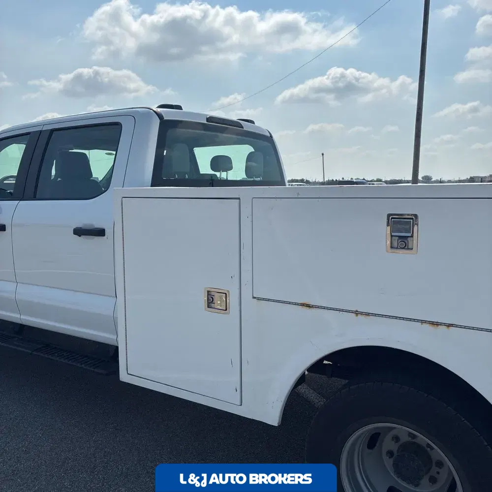 2024 Ford S/D C/C F350 XL