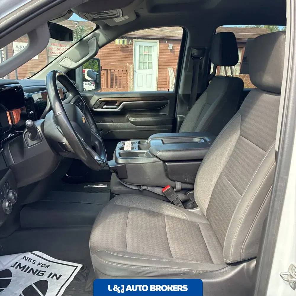 2024 Chevrolet Silverado 2500HD LT