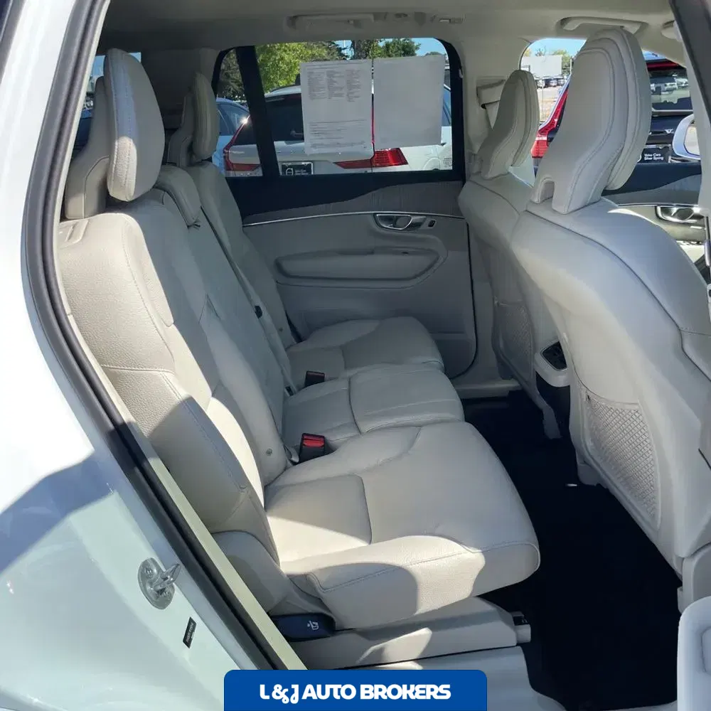 2024 Volvo XC90 B6 - Plus