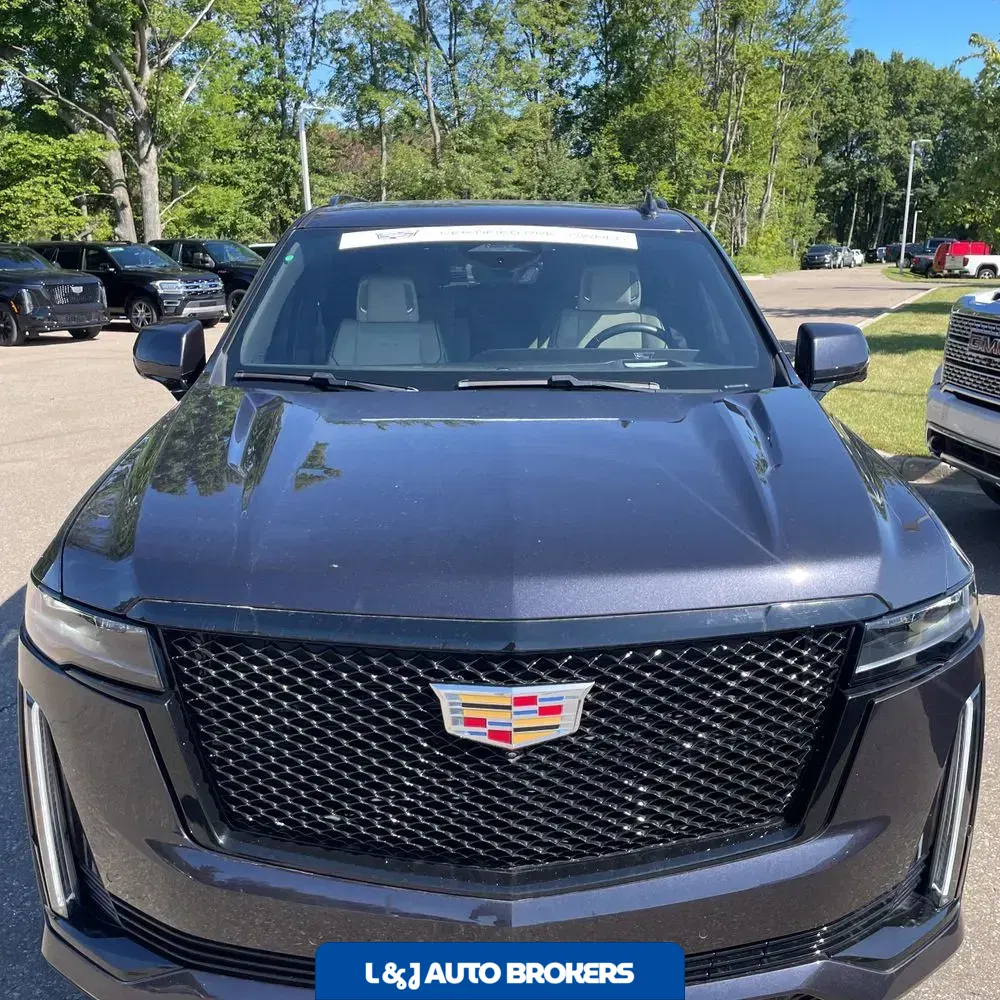 2023 Cadillac Escalade Sport