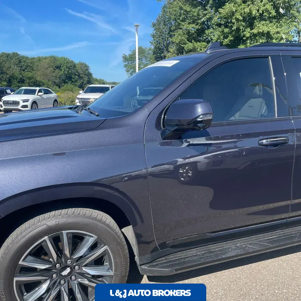 2023 Cadillac Escalade Sport