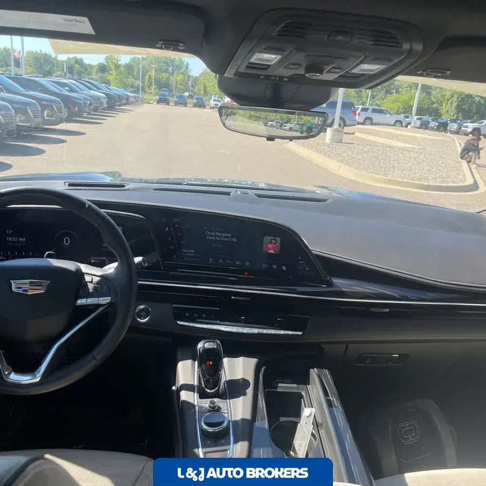 2023 Cadillac Escalade Sport