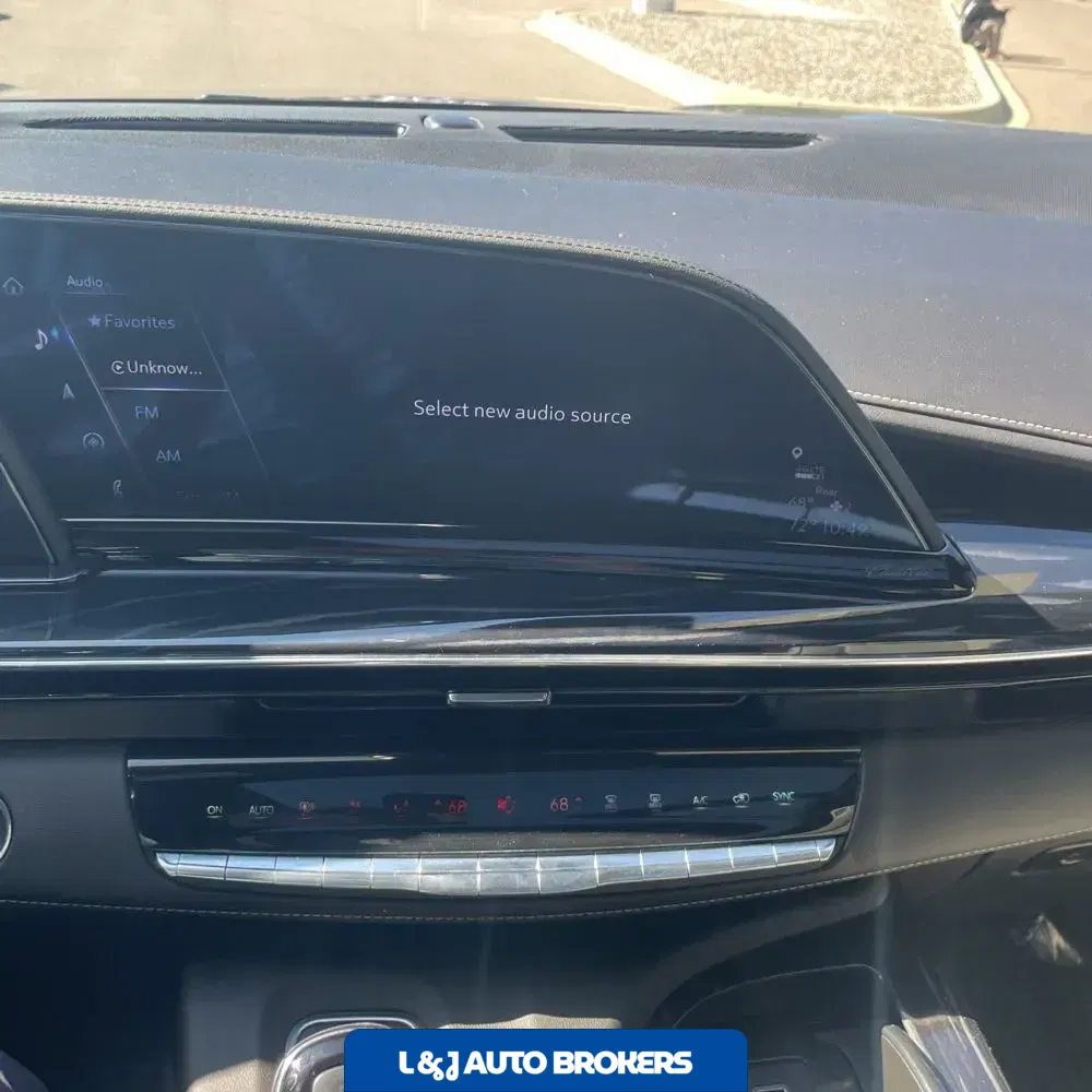2023 Cadillac Escalade Sport