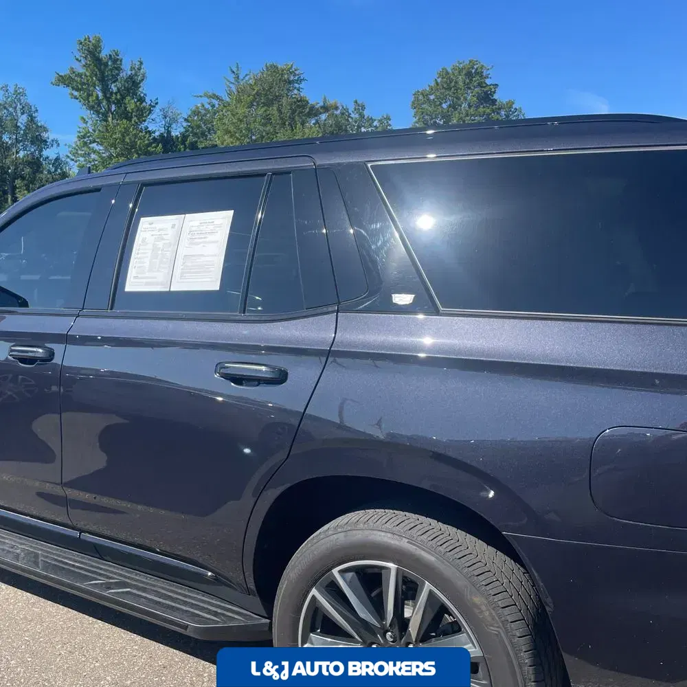 2023 Cadillac Escalade Sport