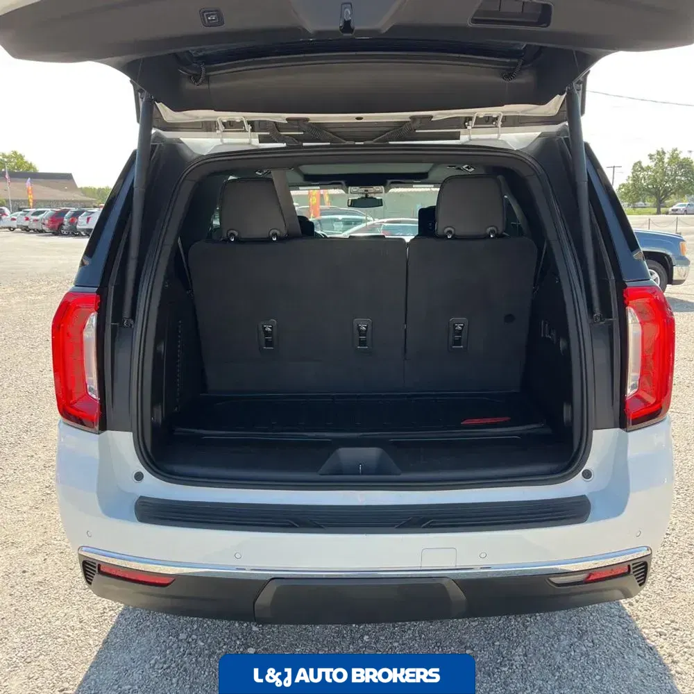 2022 GMC Yukon SLT