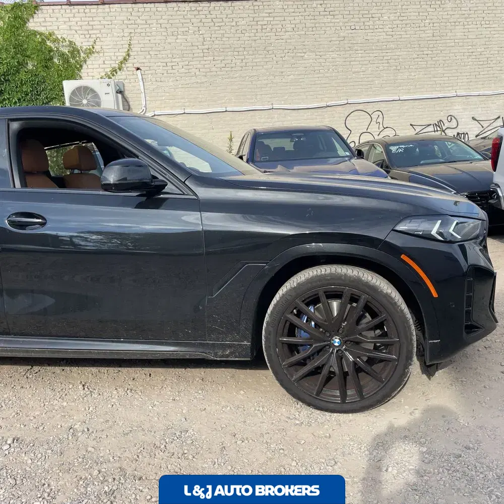 2024 BMW X6 XDrive40i