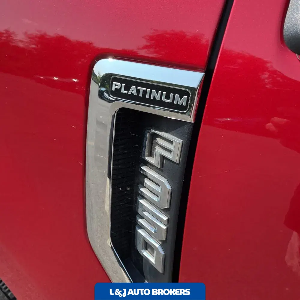 2022 Ford F-350 Super Duty Platinum