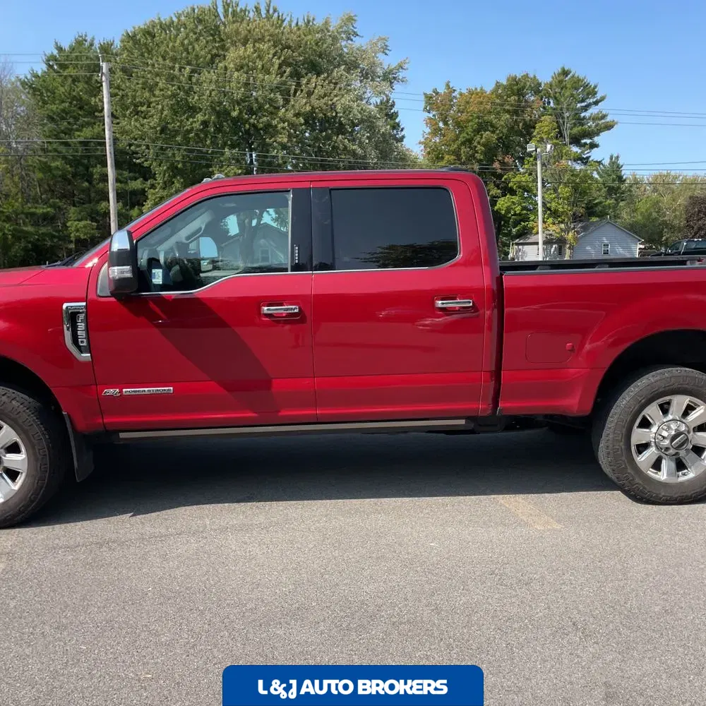 2022 Ford F-350 Super Duty Platinum