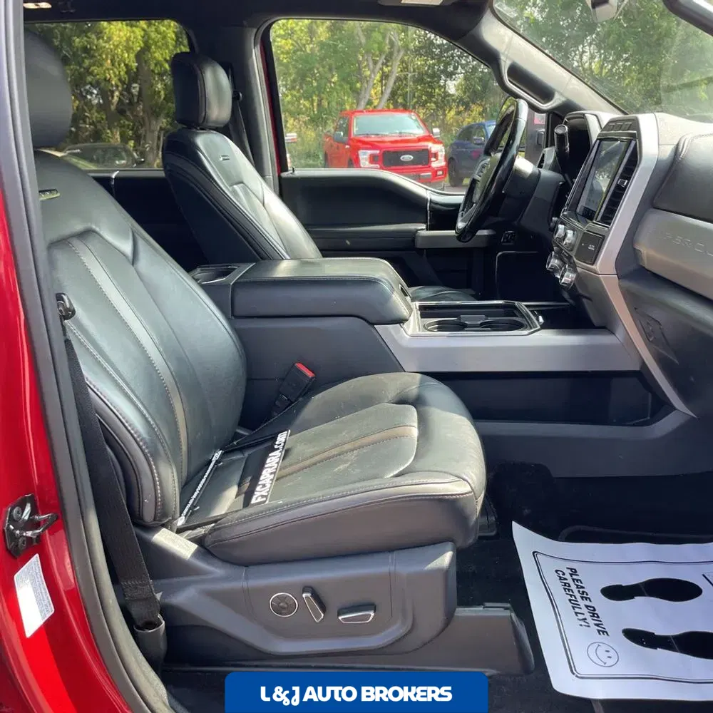2022 Ford F-350 Super Duty Platinum