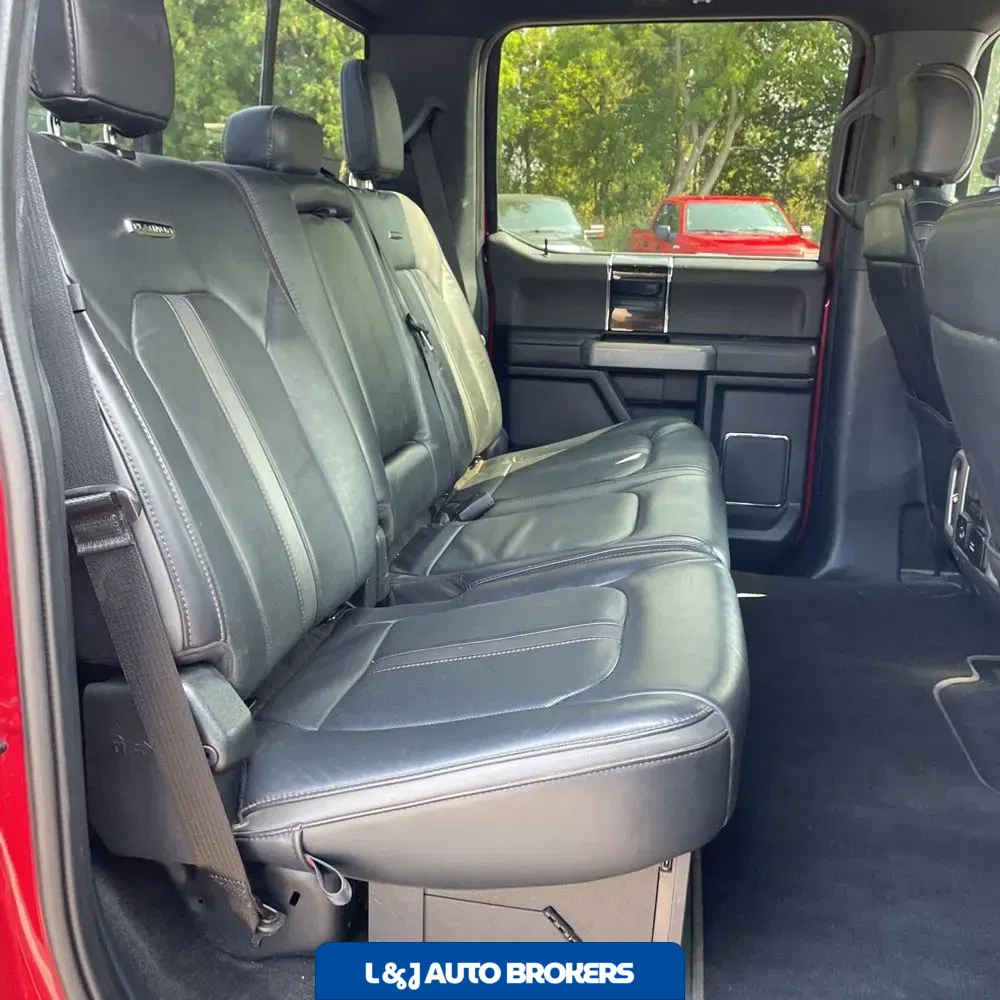 2022 Ford F-350 Super Duty Platinum