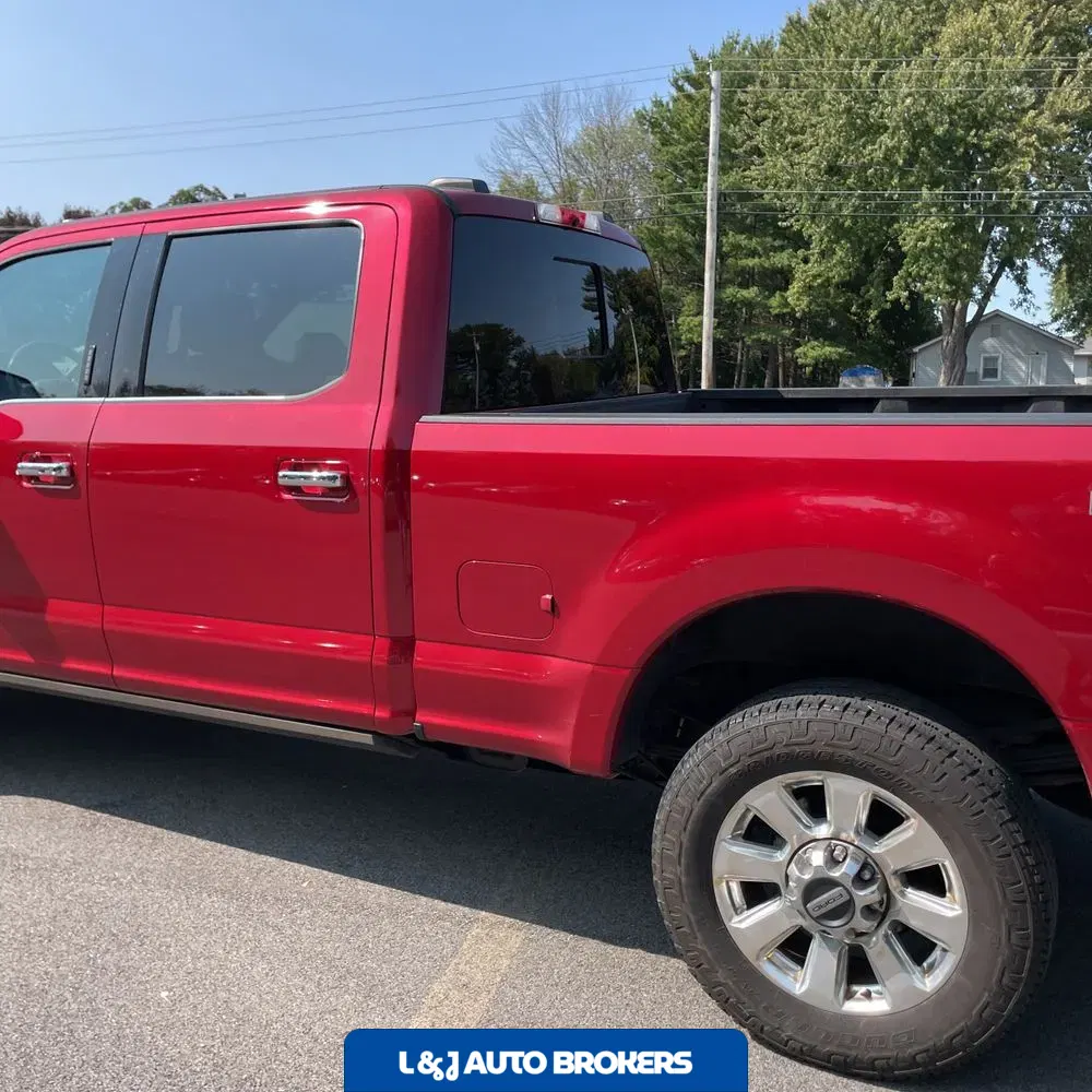 2022 Ford F-350 Super Duty Platinum