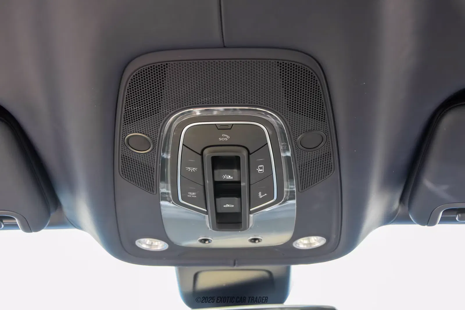 2023 Bentley Bentayga Azure V8