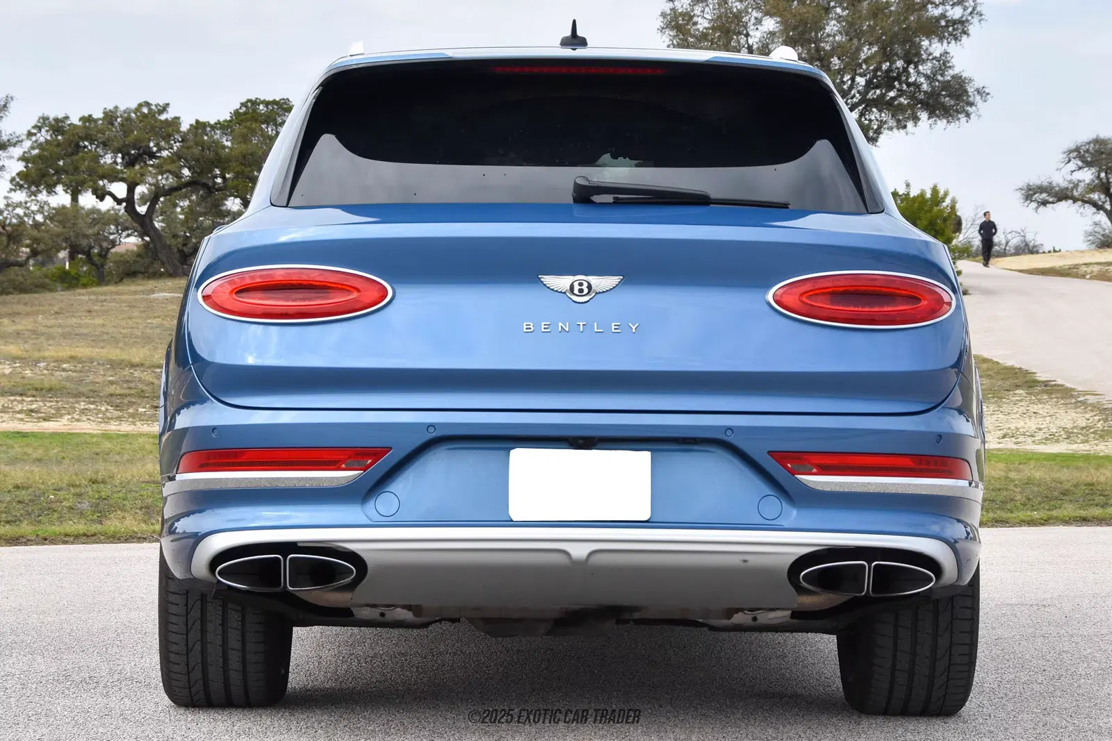 2023 Bentley Bentayga Azure V8