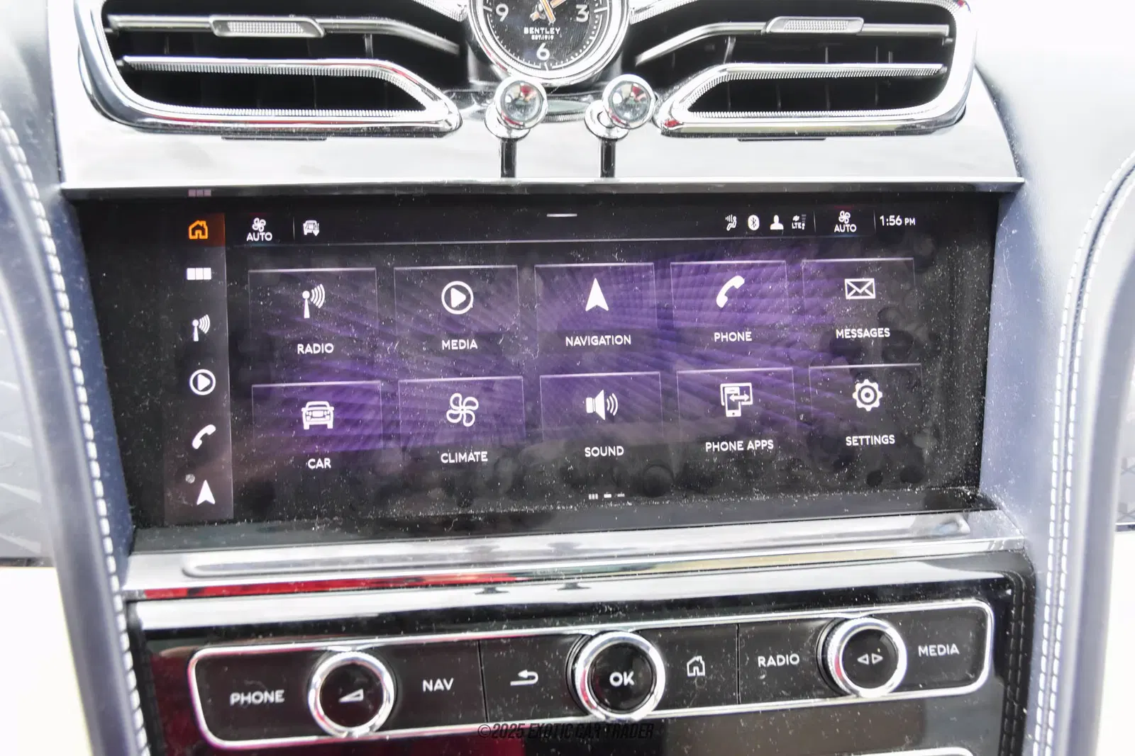2023 Bentley Bentayga Azure V8