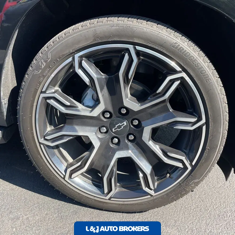 2025 Chevrolet Tahoe RST