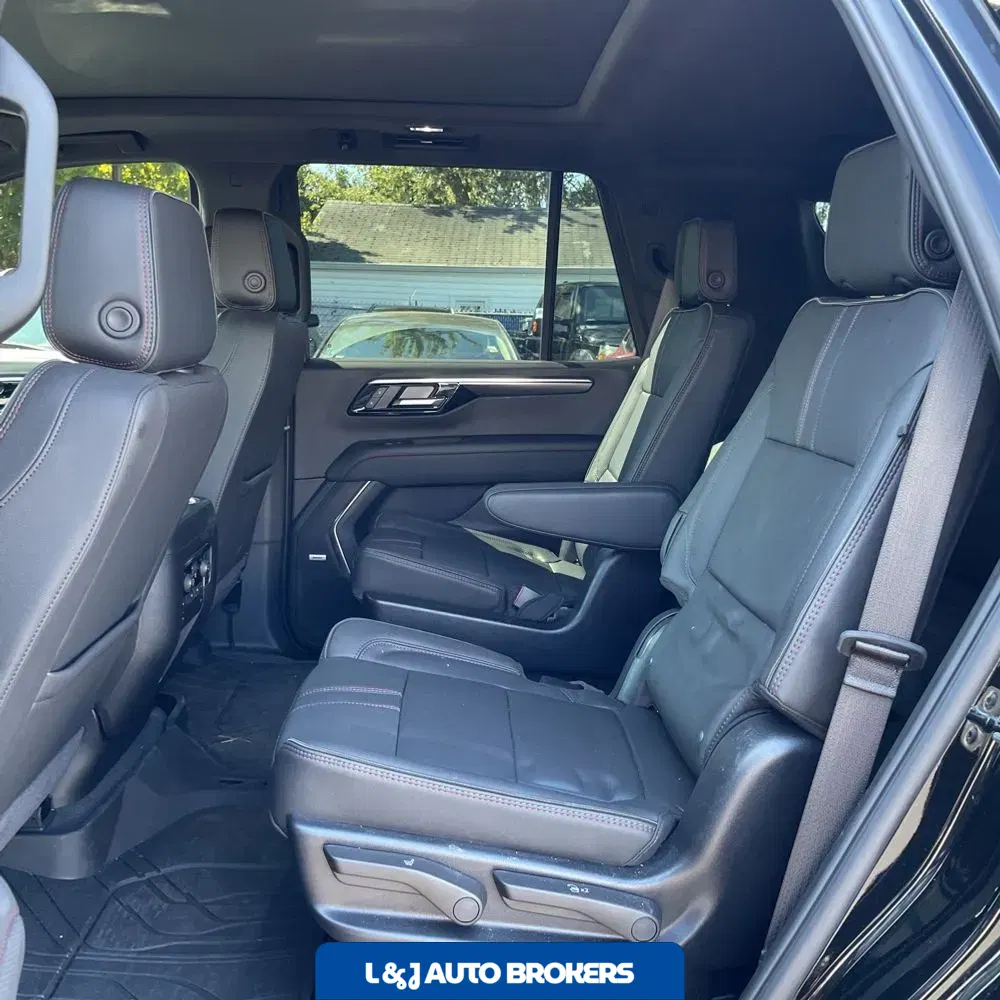 2025 Chevrolet Tahoe RST