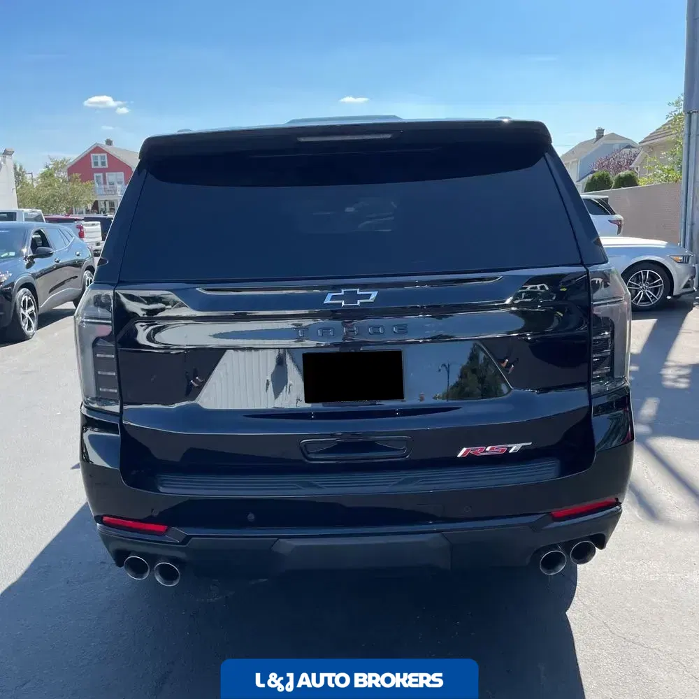 2025 Chevrolet Tahoe RST