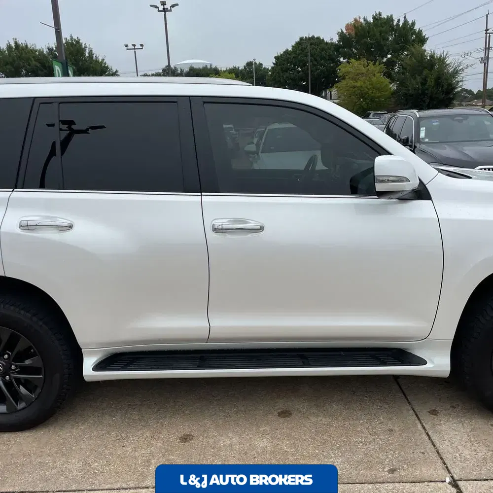 2023 Lexus GX 460 Base