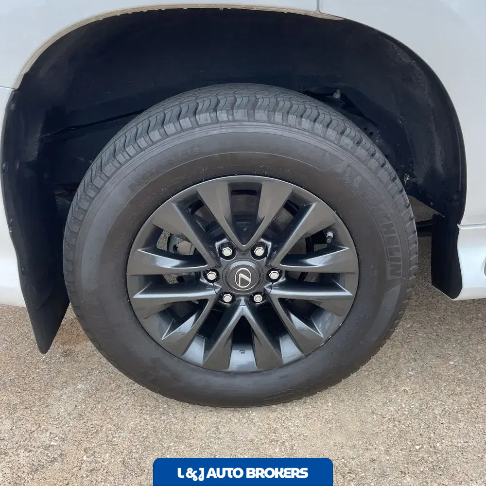 2023 Lexus GX 460 Base