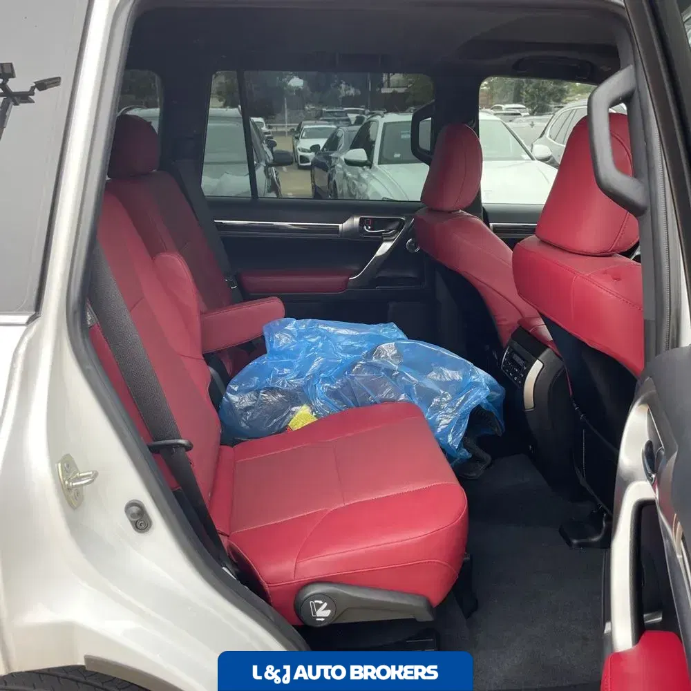2023 Lexus GX 460 Base