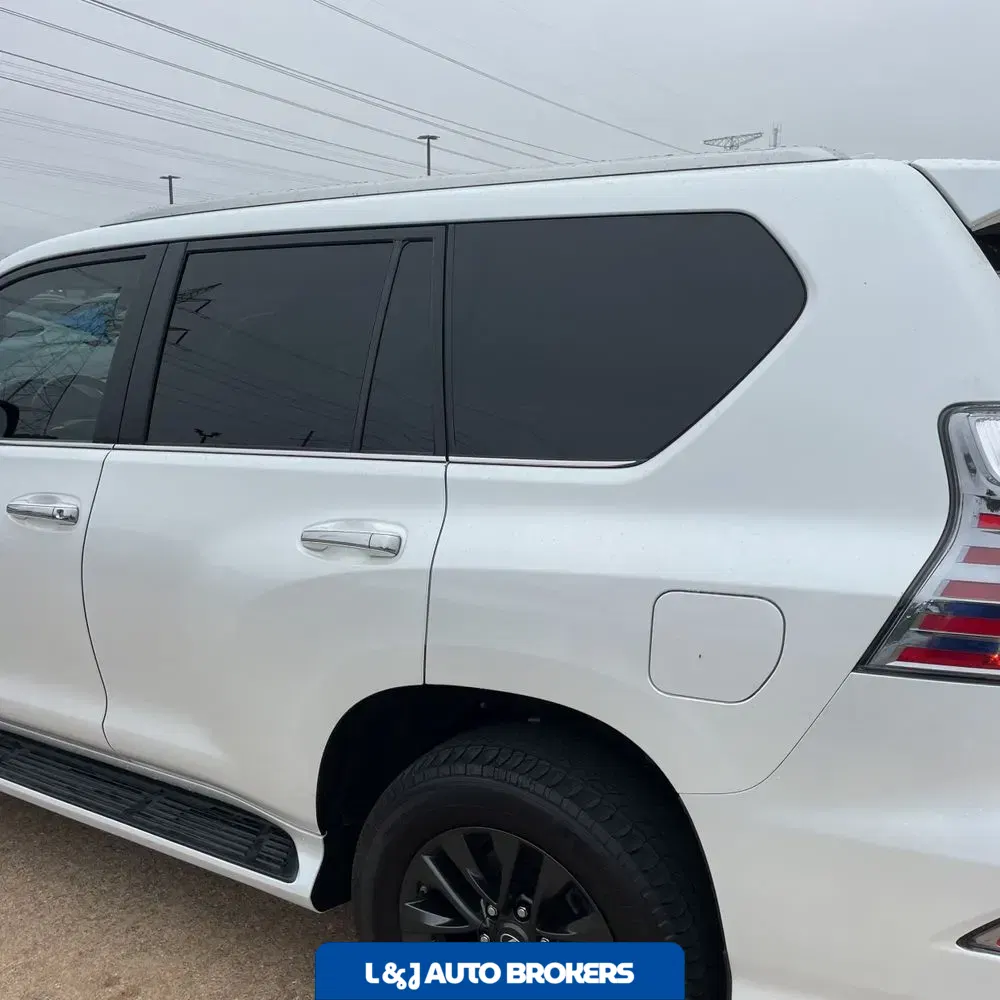 2023 Lexus GX 460 Base