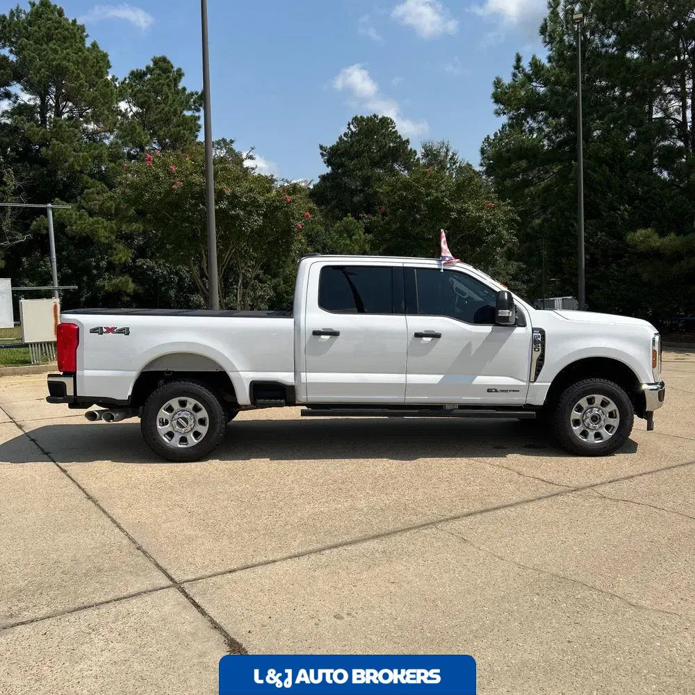 2024 Ford F-250 Super Duty XLT