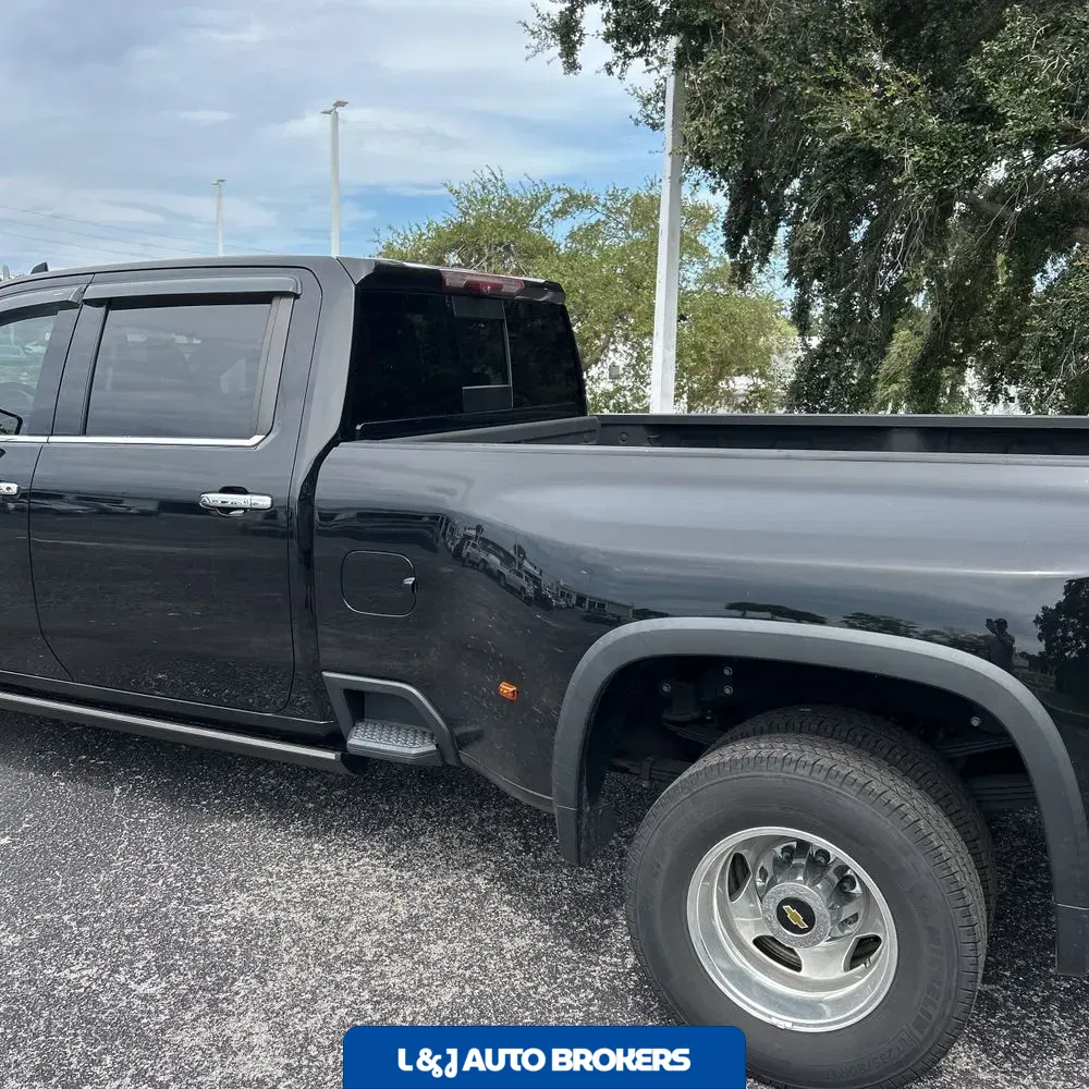 2022 Chevrolet Silverado 3500HD High Country