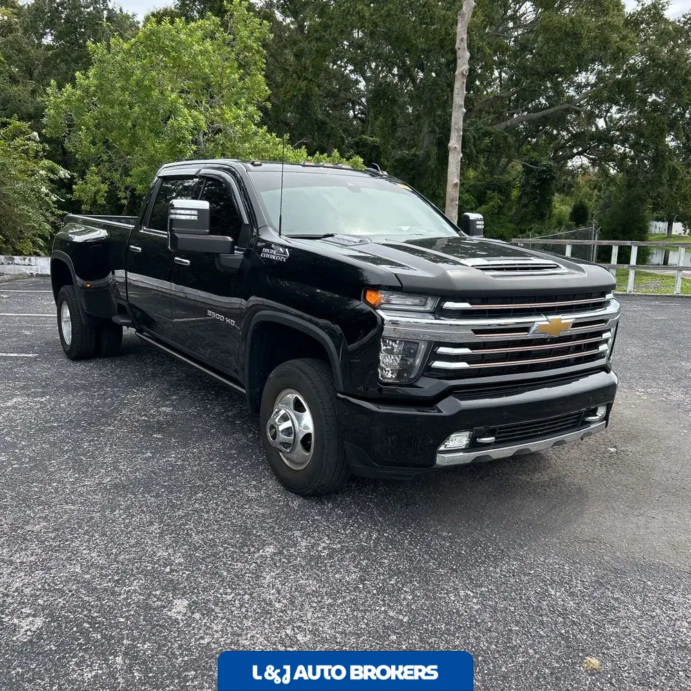 2022 Chevrolet Silverado 3500HD High Country