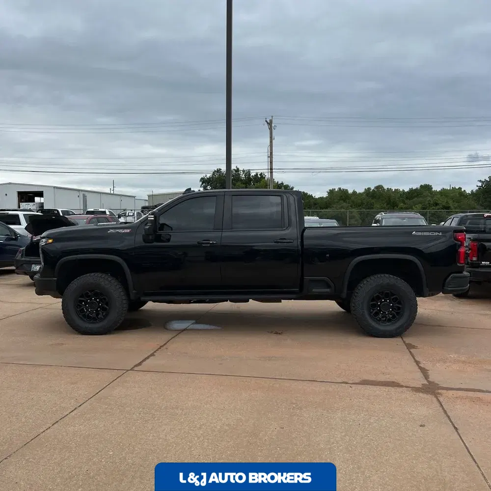 2024 Chevrolet Silverado 2500HD ZR2