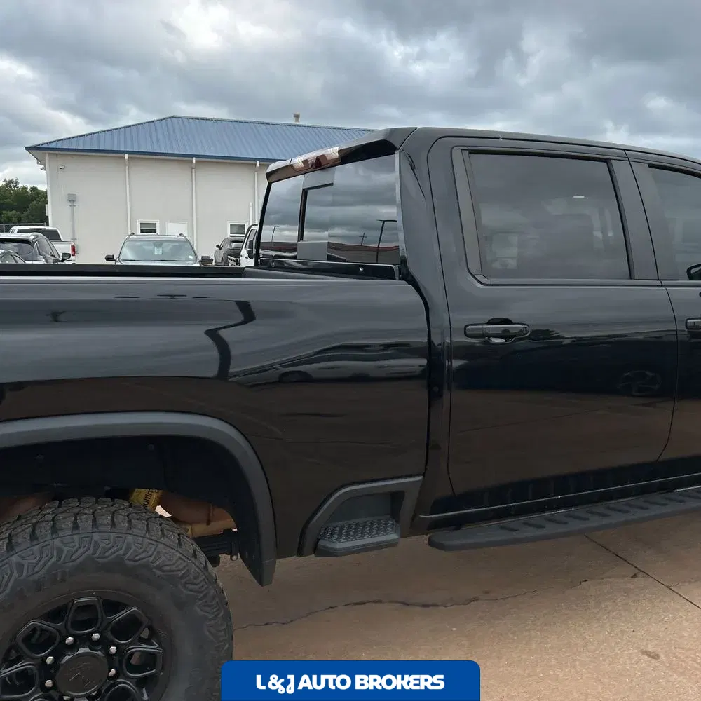 2024 Chevrolet Silverado 2500HD ZR2