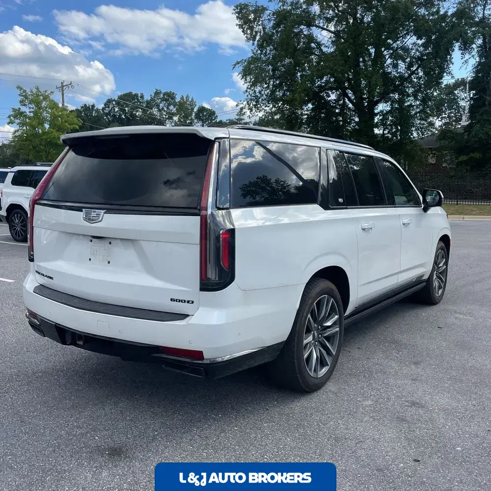 2021 Cadillac Escalade ESV Sport