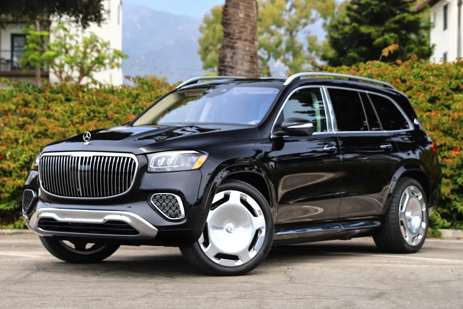 2025 Mercedes-Maybach GLS600