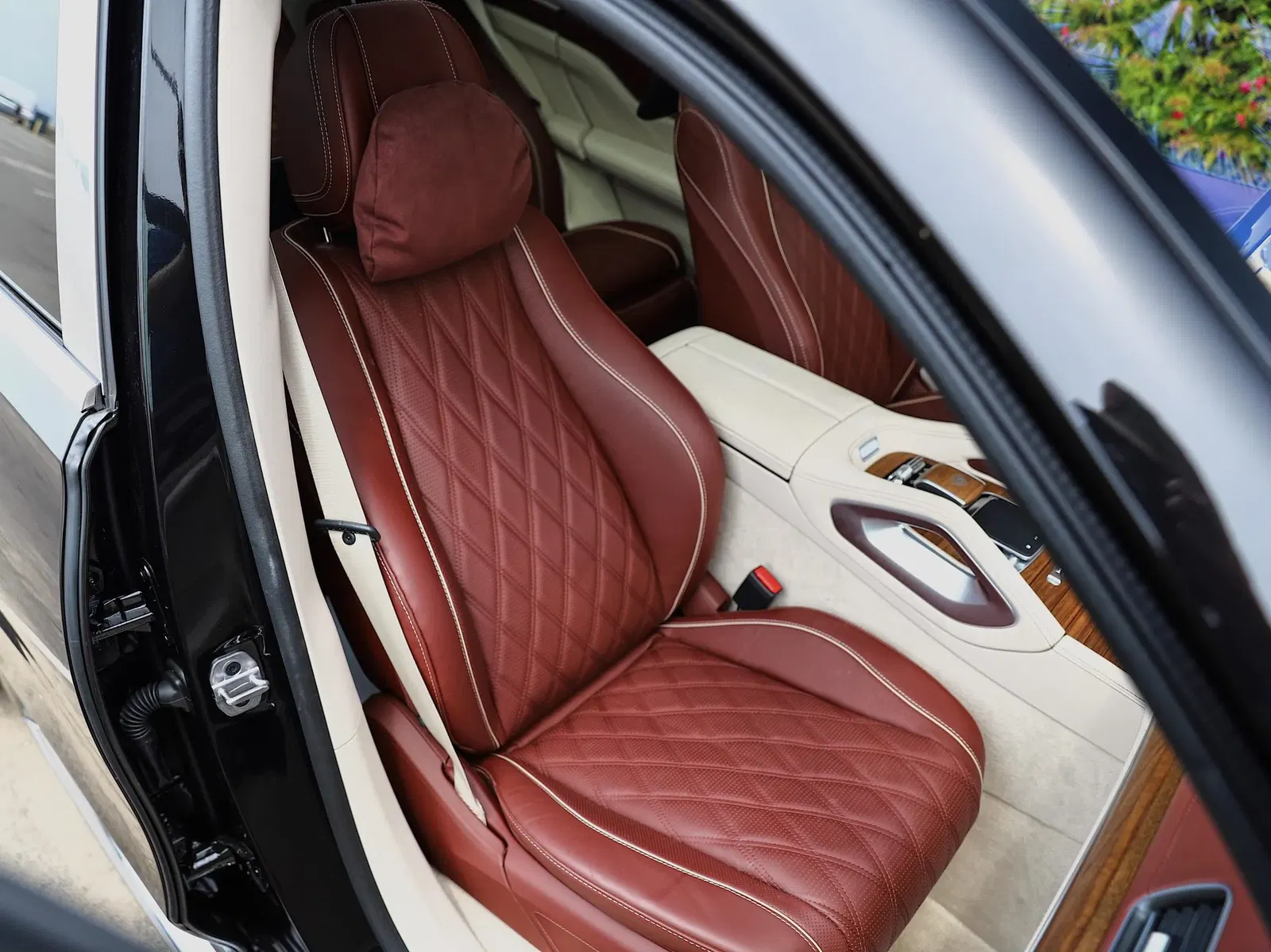 2025 Mercedes-Maybach GLS600