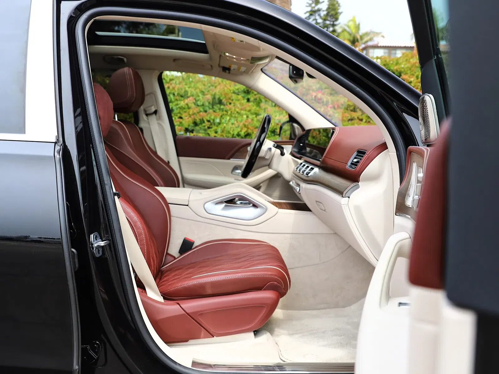 2025 Mercedes-Maybach GLS600