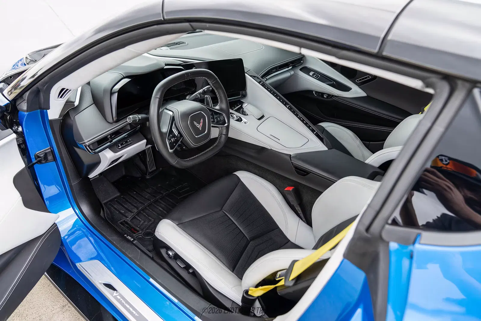 2024 Chevrolet Corvette Stingray Convertible 3LT Twin-Turbo