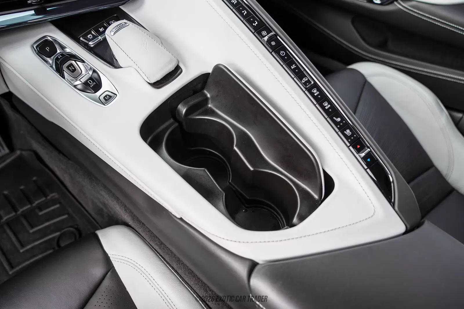 2024 Chevrolet Corvette Stingray Convertible 3LT Twin-Turbo