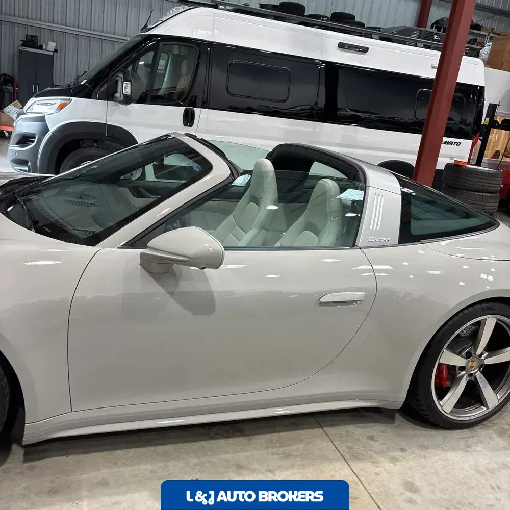 2024 Porsche 911 Targa 4S