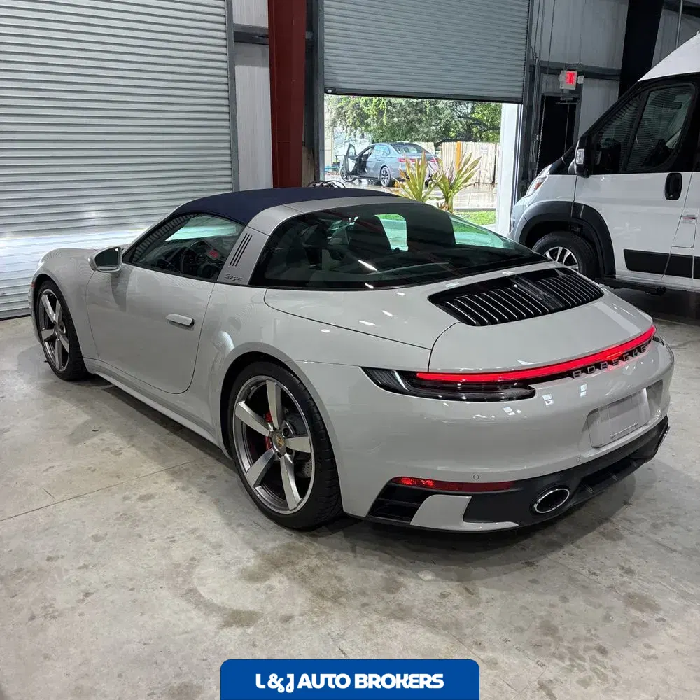 2024 Porsche 911 Targa 4S